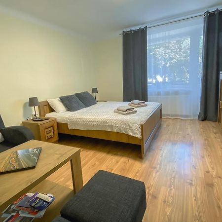 Peter'S Market Apartment Liepaja Luaran gambar