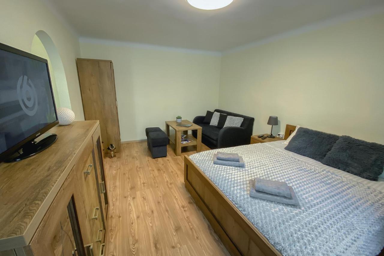 Peter'S Market Apartment Liepaja Luaran gambar