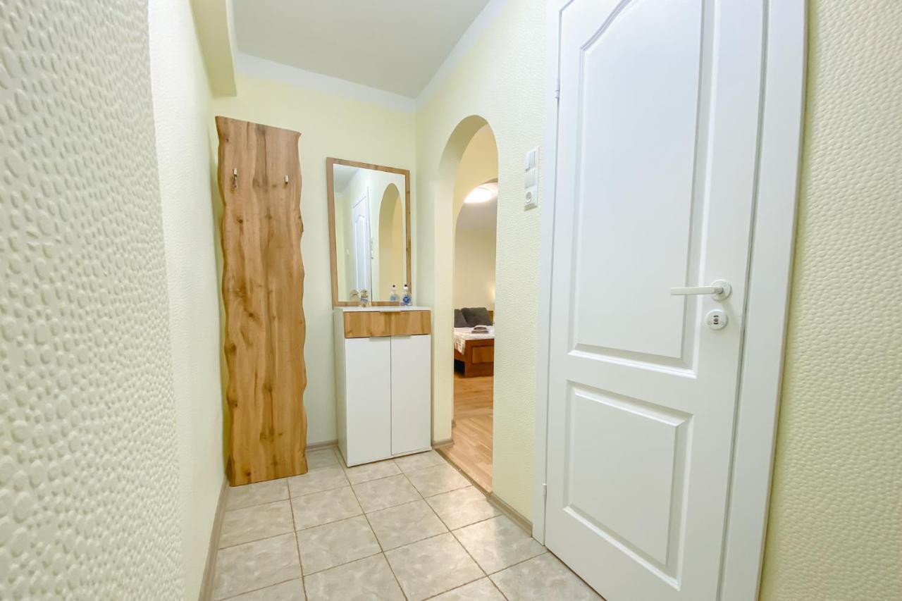 Peter'S Market Apartment Liepaja Luaran gambar